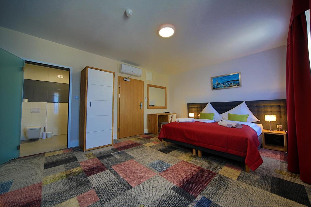 Marina Pallatium Kamien Pomorski Habitación foto
